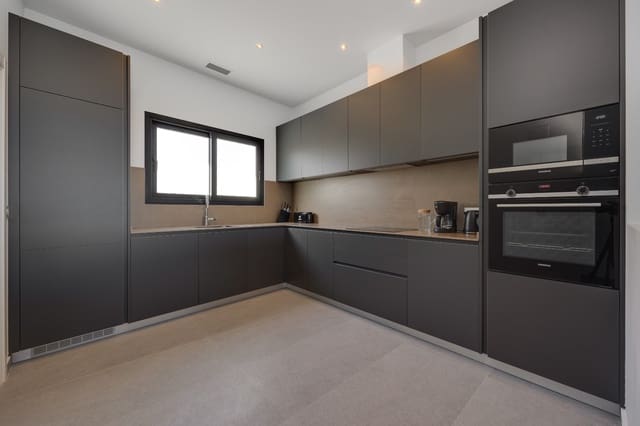 4 chambre Appartement à vendre à Los Secanos, Guardamar del Segura avec piscine garage - 390 000 € (Ref: 10035661)