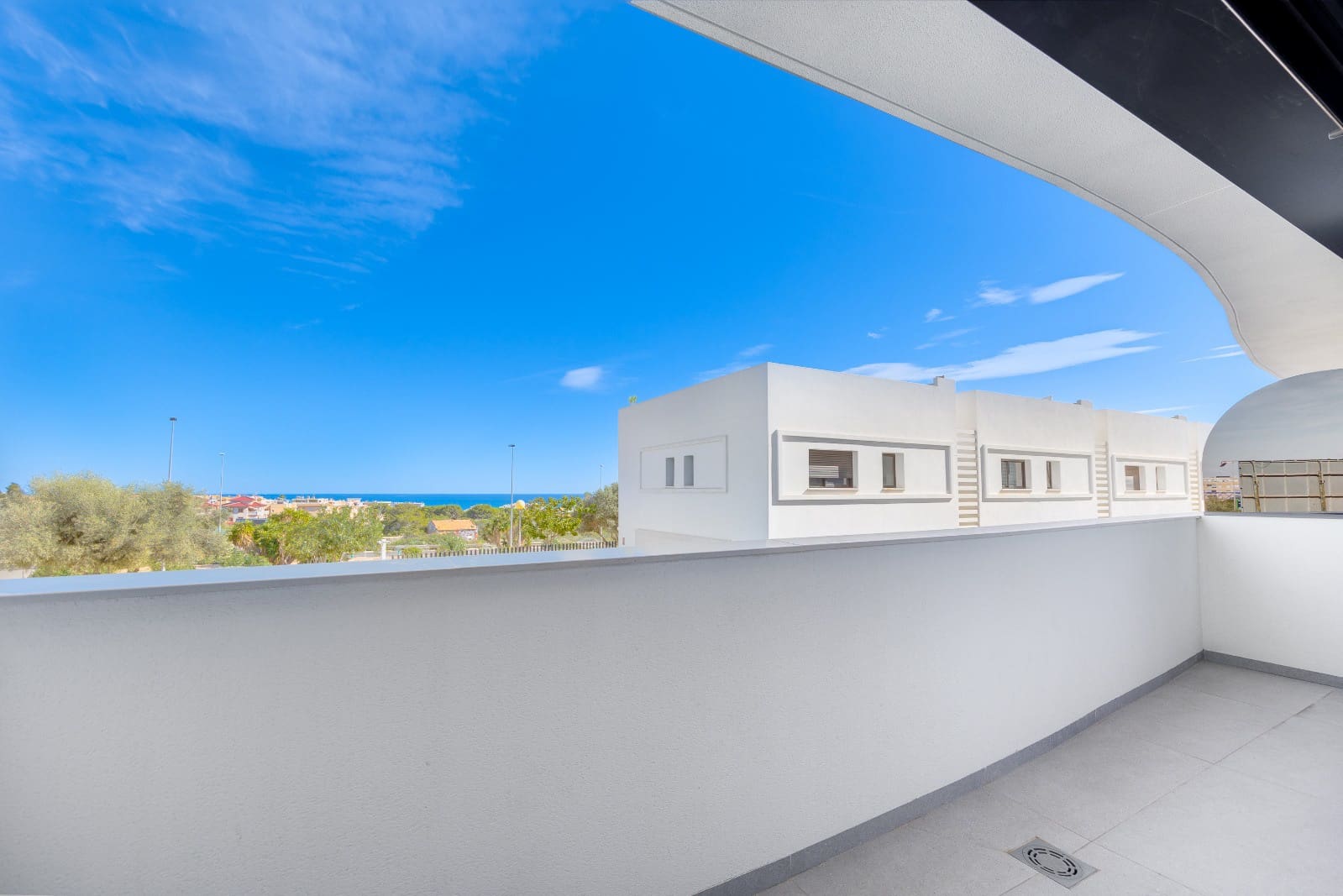 4 chambre Appartement à vendre à Guardamar del Segura avec piscine garage - 390 000 € (Ref: 10035661)