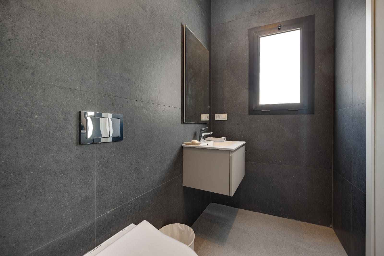 4 chambre Appartement à vendre à Guardamar del Segura avec piscine garage - 390 000 € (Ref: 10035661)