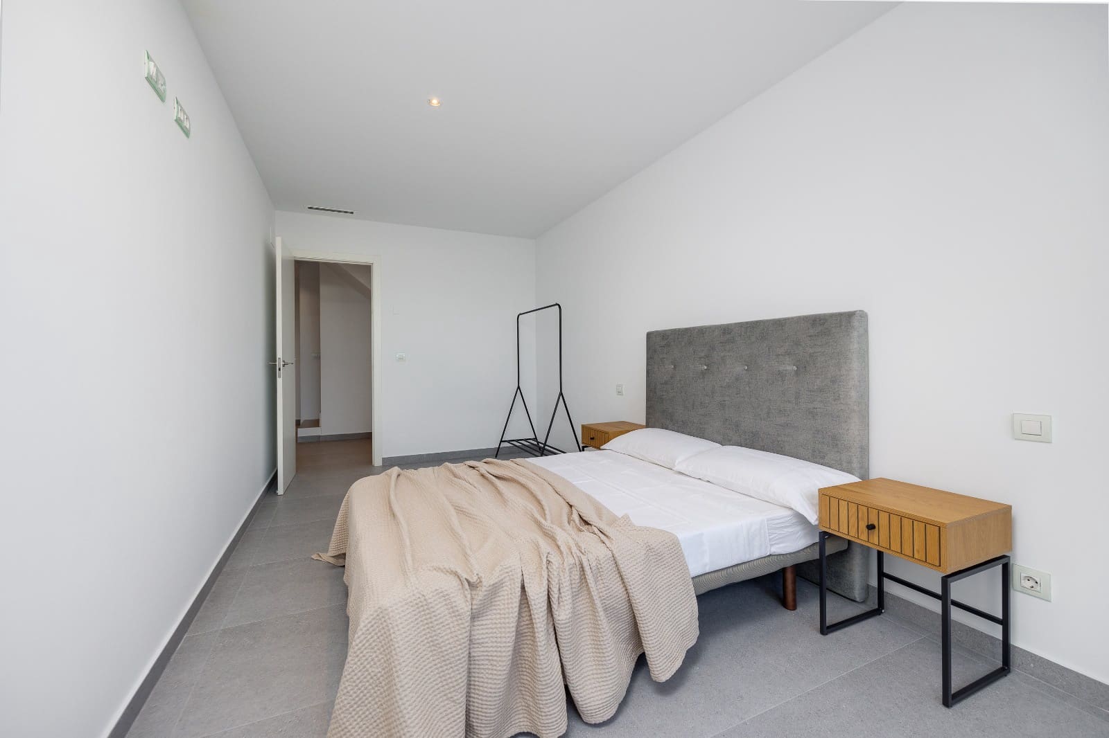 4 chambre Appartement à vendre à Guardamar del Segura avec piscine garage - 390 000 € (Ref: 10035661)