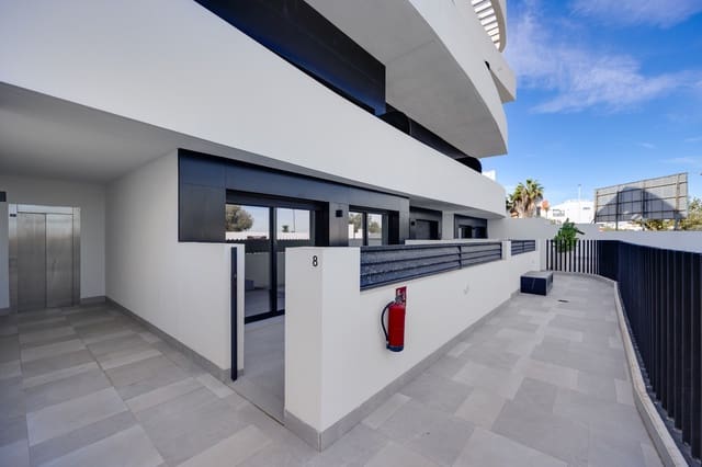4 chambre Appartement à vendre à Los Secanos, Guardamar del Segura avec piscine garage - 390 000 € (Ref: 10035661)