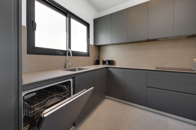 4 chambre Appartement à vendre à Los Secanos, Guardamar del Segura avec piscine garage - 390 000 € (Ref: 10035661)