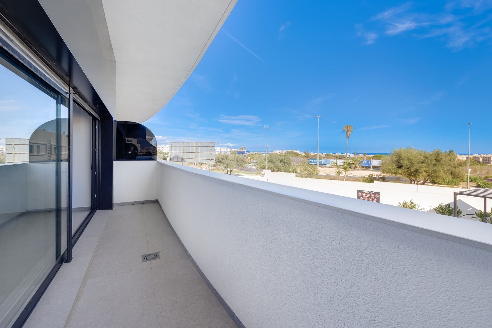 4 chambre Appartement à vendre à Guardamar del Segura avec piscine garage - 390 000 € (Ref: 10035661)