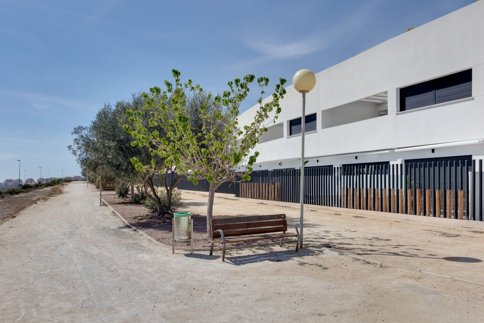 4 chambre Appartement à vendre à Guardamar del Segura avec piscine garage - 390 000 € (Ref: 10035661)