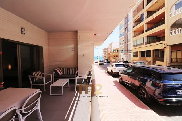 2 makuuhuone Huoneisto myytävänä paikassa Guardamar Playa, Guardamar del Segura - 185 000 € (Ref: 10057554)