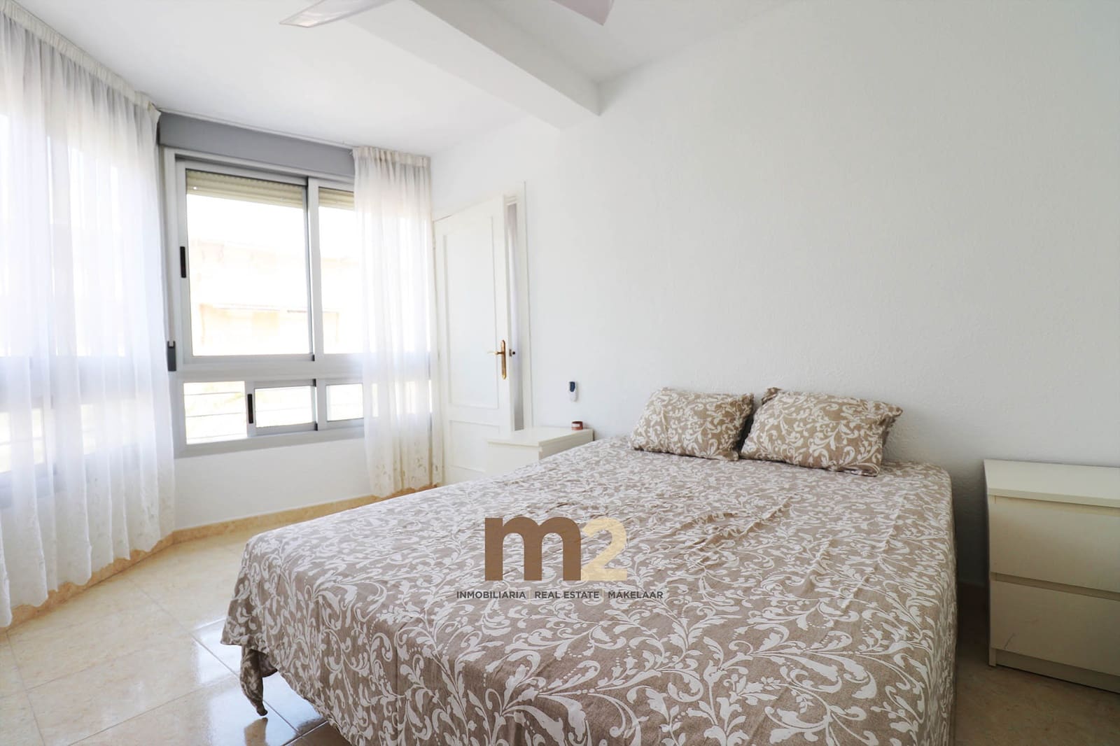 3 soverom Leilighet til leie i Guardamar del Segura - € 800 (Ref: 10057590)