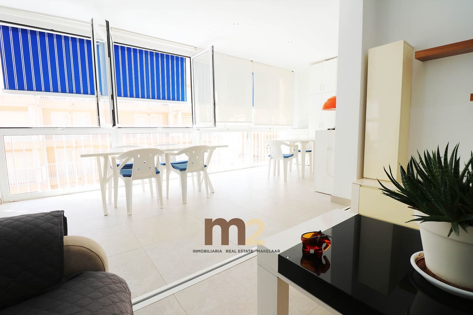 2 bedroom Apartment for rent in Guardamar del Segura with garage - € 900 (Ref: 10076990)