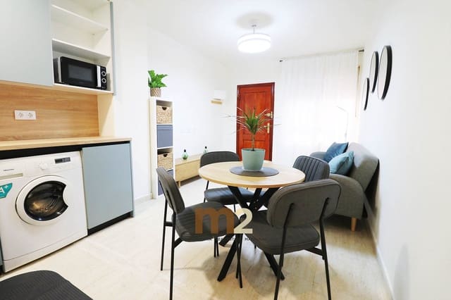 1 Zimmer Apartment zu vermieten in Zona Pueblo, Guardamar del Segura mit Pool - 600 € (Ref: 10099123)