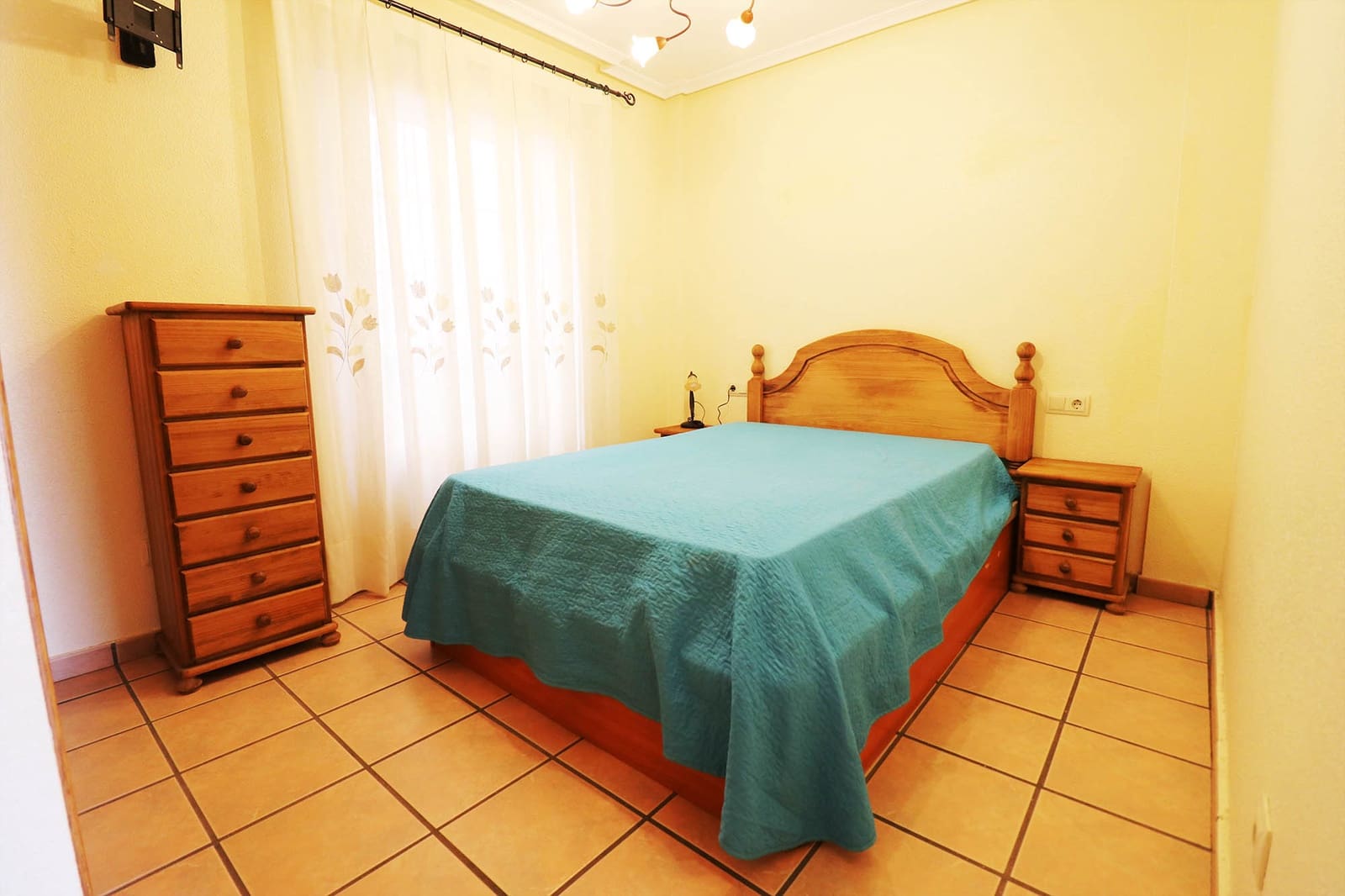 3 camera da letto Bungalow da affittare in Guardamar del Segura con piscina garage - 950 € (Rif: 10160552)