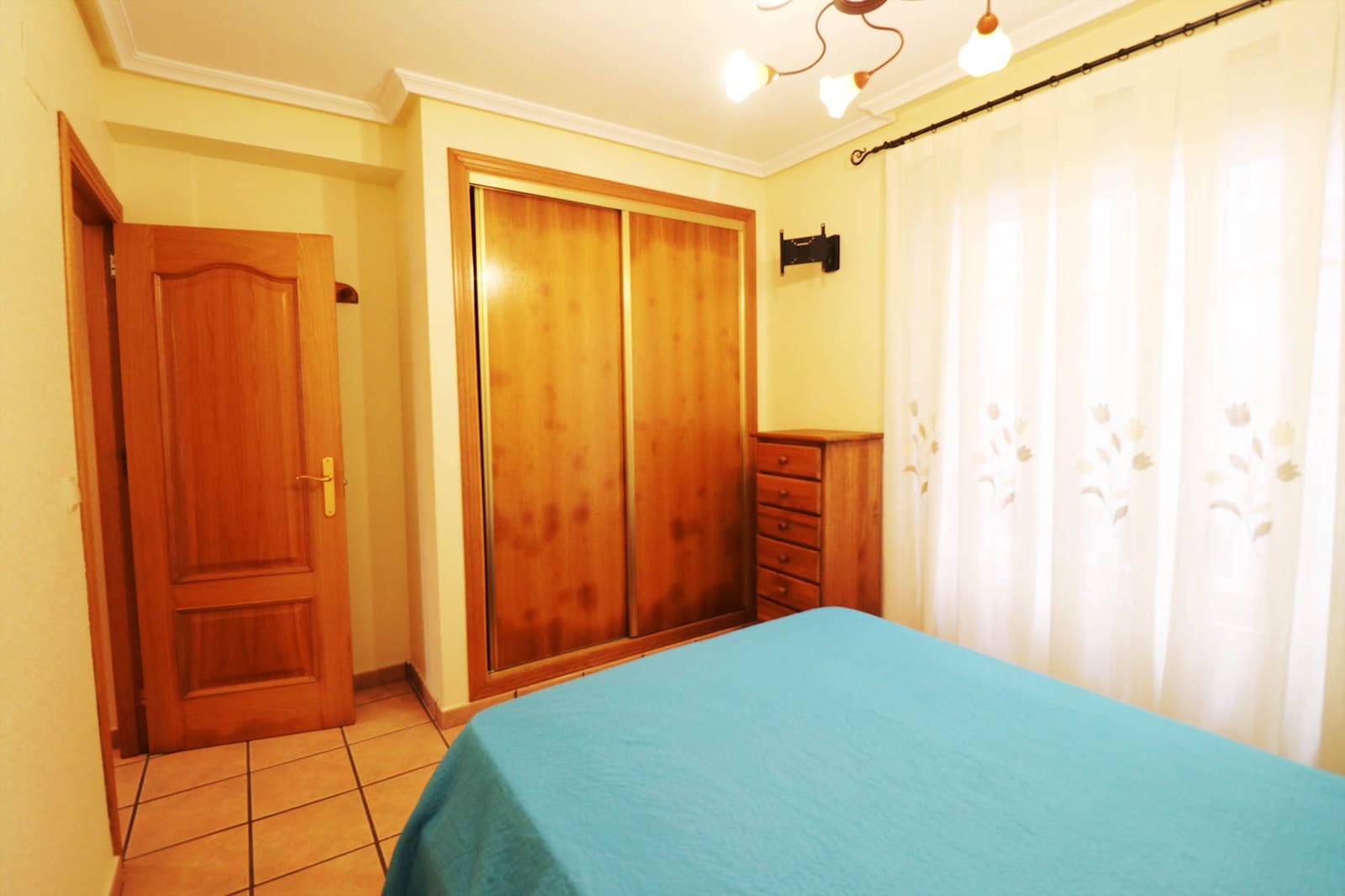 3 camera da letto Bungalow da affittare in Guardamar del Segura con piscina garage - 950 € (Rif: 10160552)