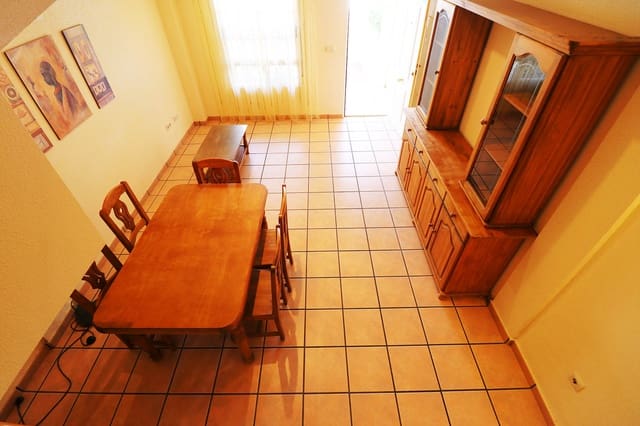 3 bedroom Bungalow for rent in El Edén, Guardamar del Segura with pool garage - € 950 (Ref: 10160552)