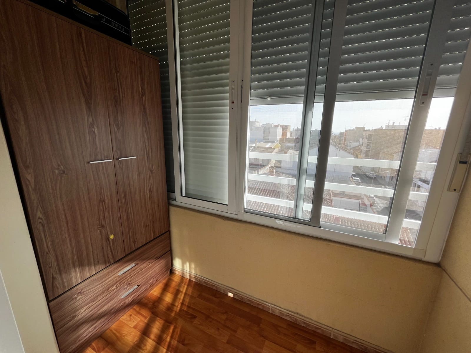 3 bedroom Apartment for rent in Almoradi - € 700 (Ref: 10161871)