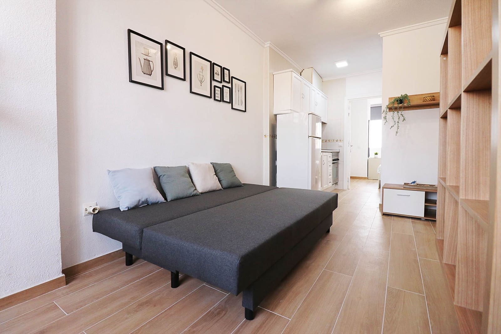 1 soveværelse Lejlighed til salg i Torrevieja med swimmingpool - € 116.000 (Ref: 10183939)