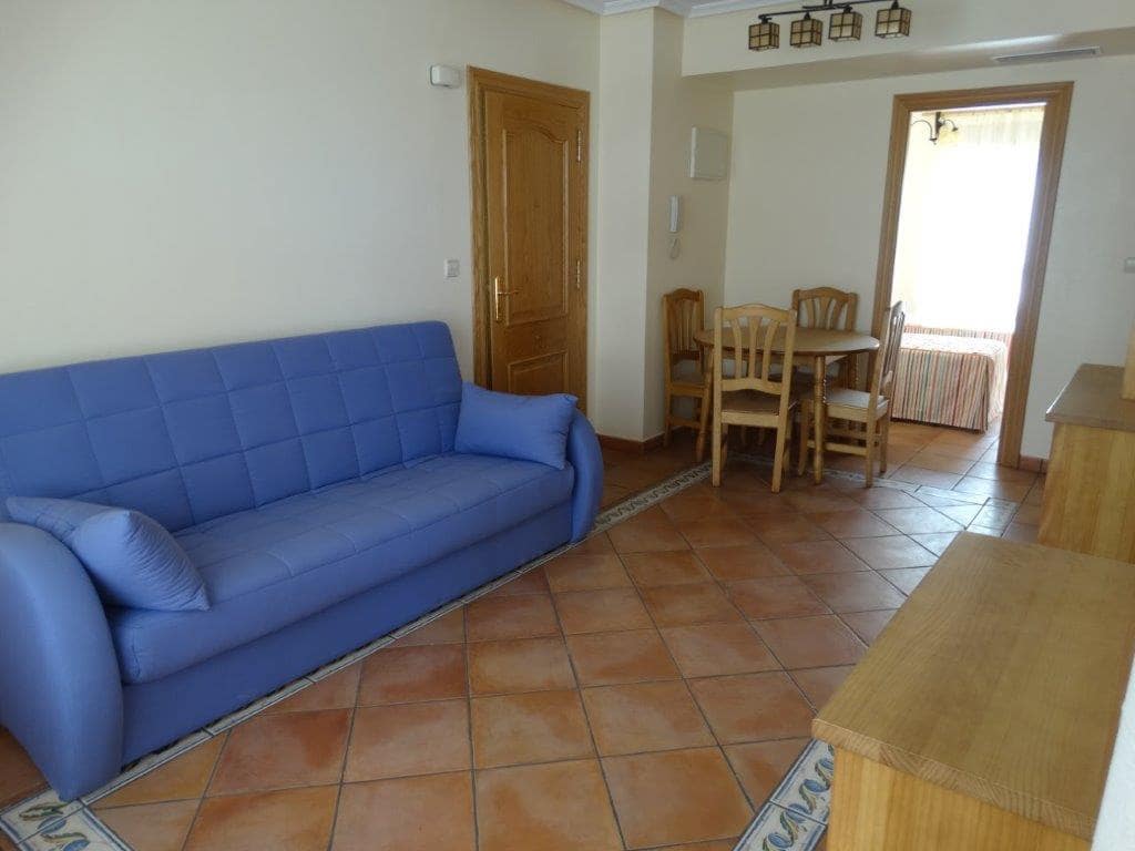 2 bedroom Apartment for rent in Guardamar del Segura with pool garage - € 800 (Ref: 3941847)