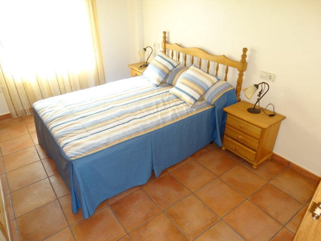 2 bedroom Apartment for rent in Guardamar del Segura with pool garage - € 800 (Ref: 3941847)