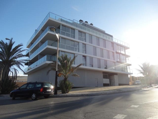 3 soveværelse Lejlighed til leje i Guardamar del Segura med swimmingpool - € 1.500 (Ref: 4400574)