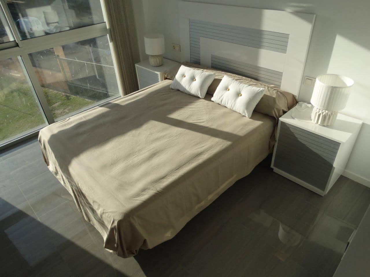 3 sypialnia Apartament do wynajęcia w Guardamar del Segura z basenem - 1 500 € (Ref: 4400574)