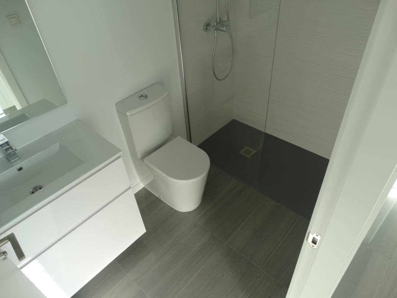 3 sypialnia Apartament do wynajęcia w Guardamar del Segura z basenem - 1 500 € (Ref: 4400574)