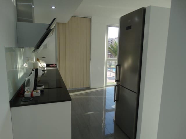 3 soveværelse Lejlighed til leje i Guardamar del Segura med swimmingpool - € 1.500 (Ref: 4400574)