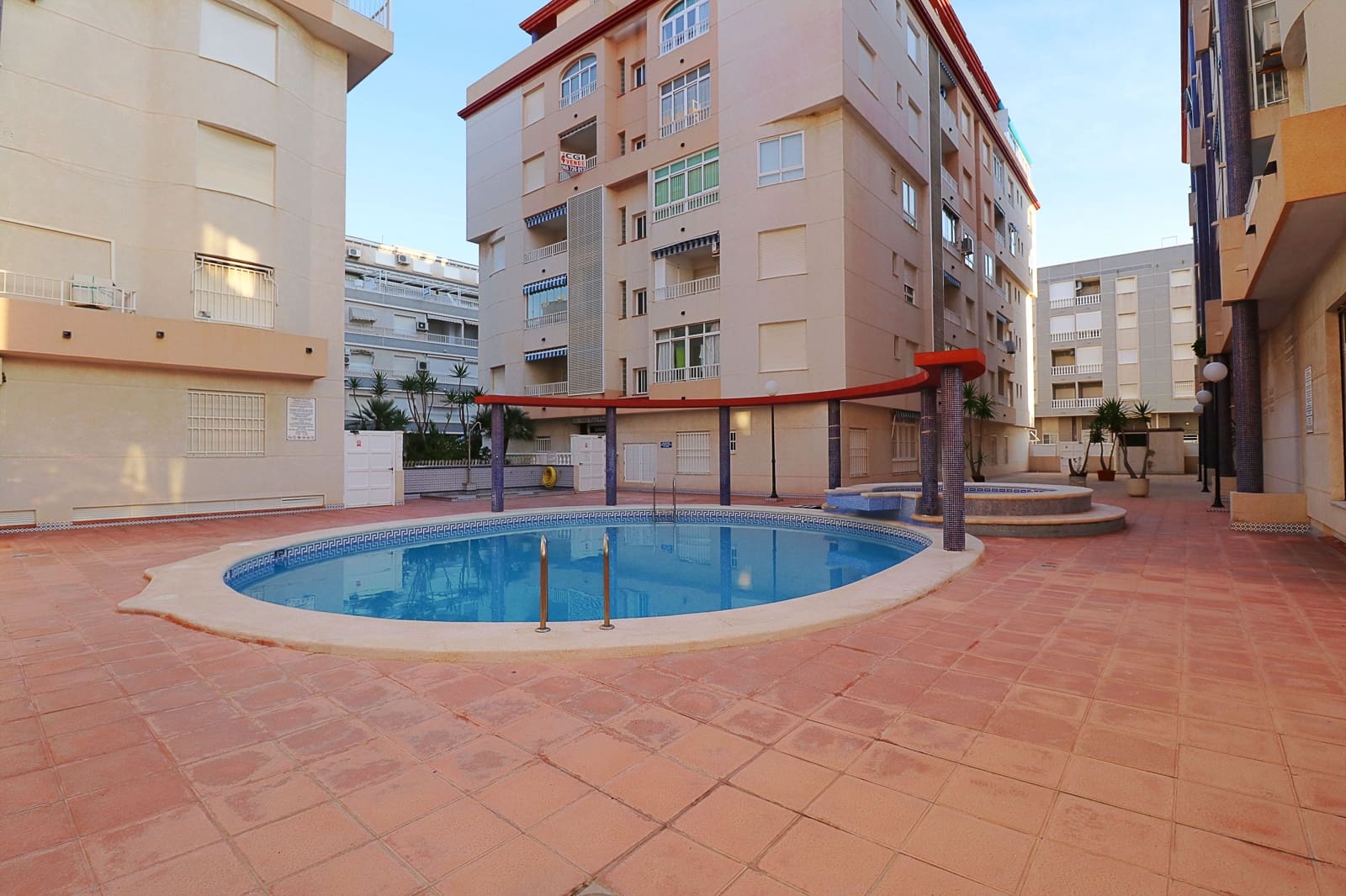 2 sypialnia Apartament do wynajęcia w Guardamar del Segura z basenem - 750 € (Ref: 7943860)