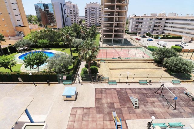 2 soveværelse Lejlighed til leje i Puerto Deportivo, Guardamar del Segura med swimmingpool garage - € 750 (Ref: 8089275)