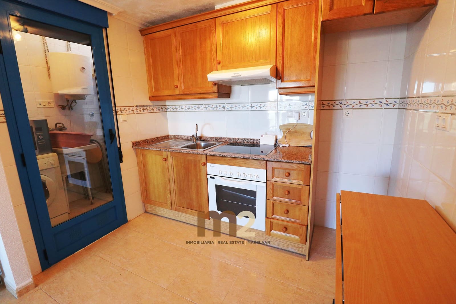 2 soveværelse Lejlighed til leje i Guardamar del Segura med swimmingpool garage - € 750 (Ref: 8089275)