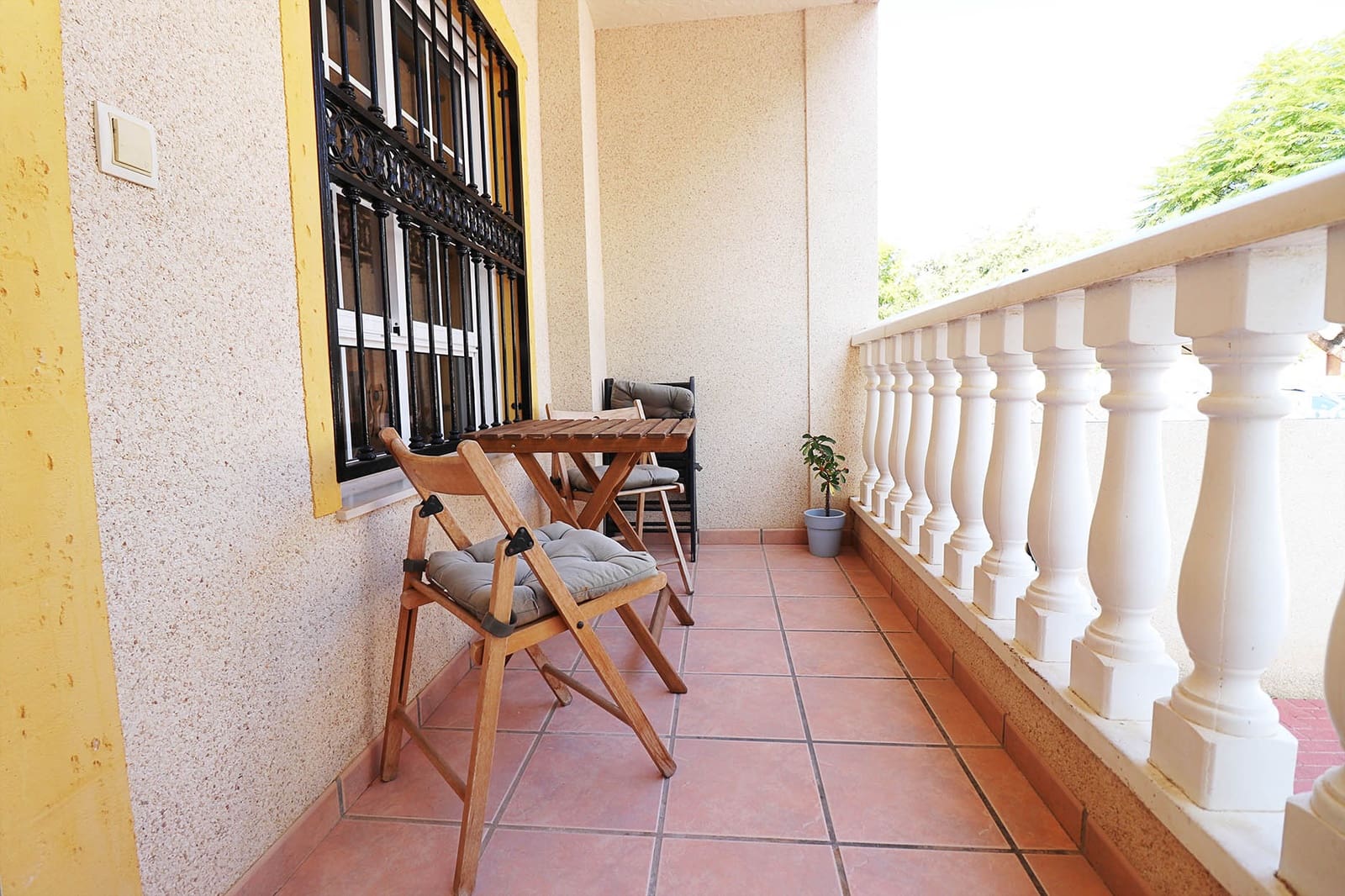 3 soverom Bungalow til leie i Guardamar del Segura med svømmebasseng garasje - € 950 (Ref: 8492938)