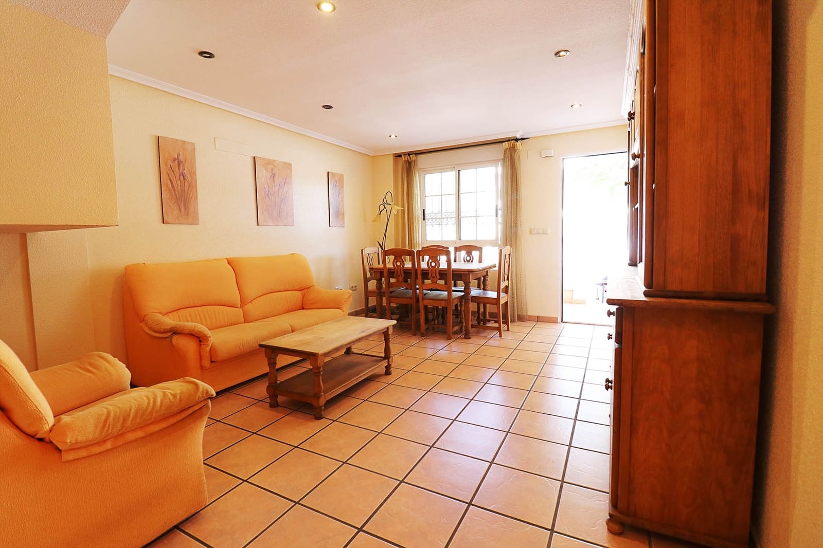 3 soverom Bungalow til leie i Guardamar del Segura med svømmebasseng garasje - € 950 (Ref: 8492938)