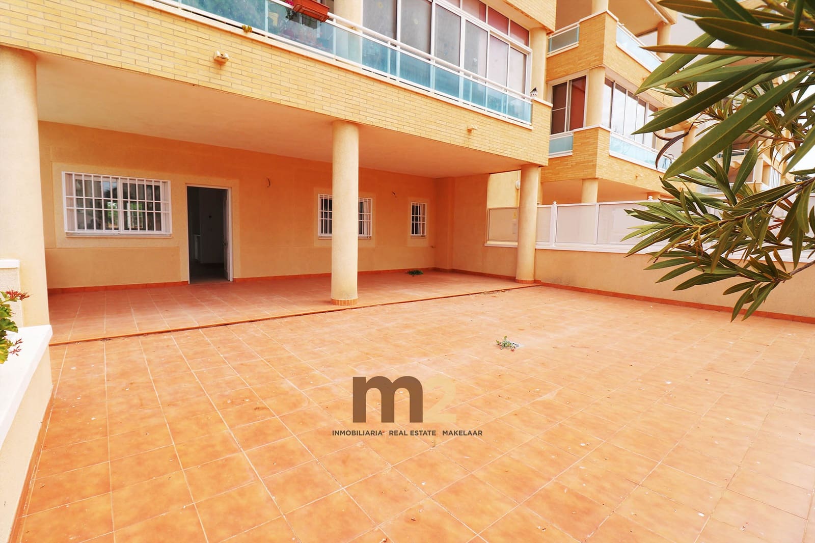 2 sovrum Lägenhet till salu i Guardamar del Segura med pool garage - 199 900 € (Ref: 8973489)