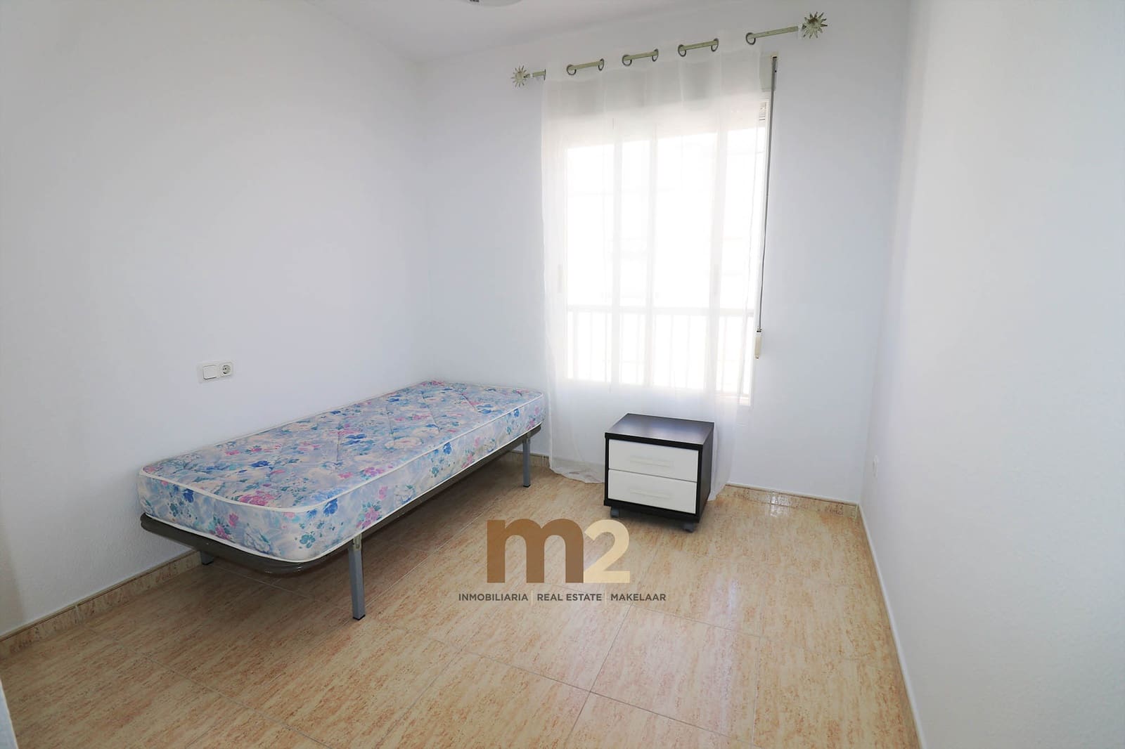 2 makuuhuone Huoneisto vuokrattavana paikassa Guardamar del Segura mukana 
autotalli - 750 € (Ref: 8983225)