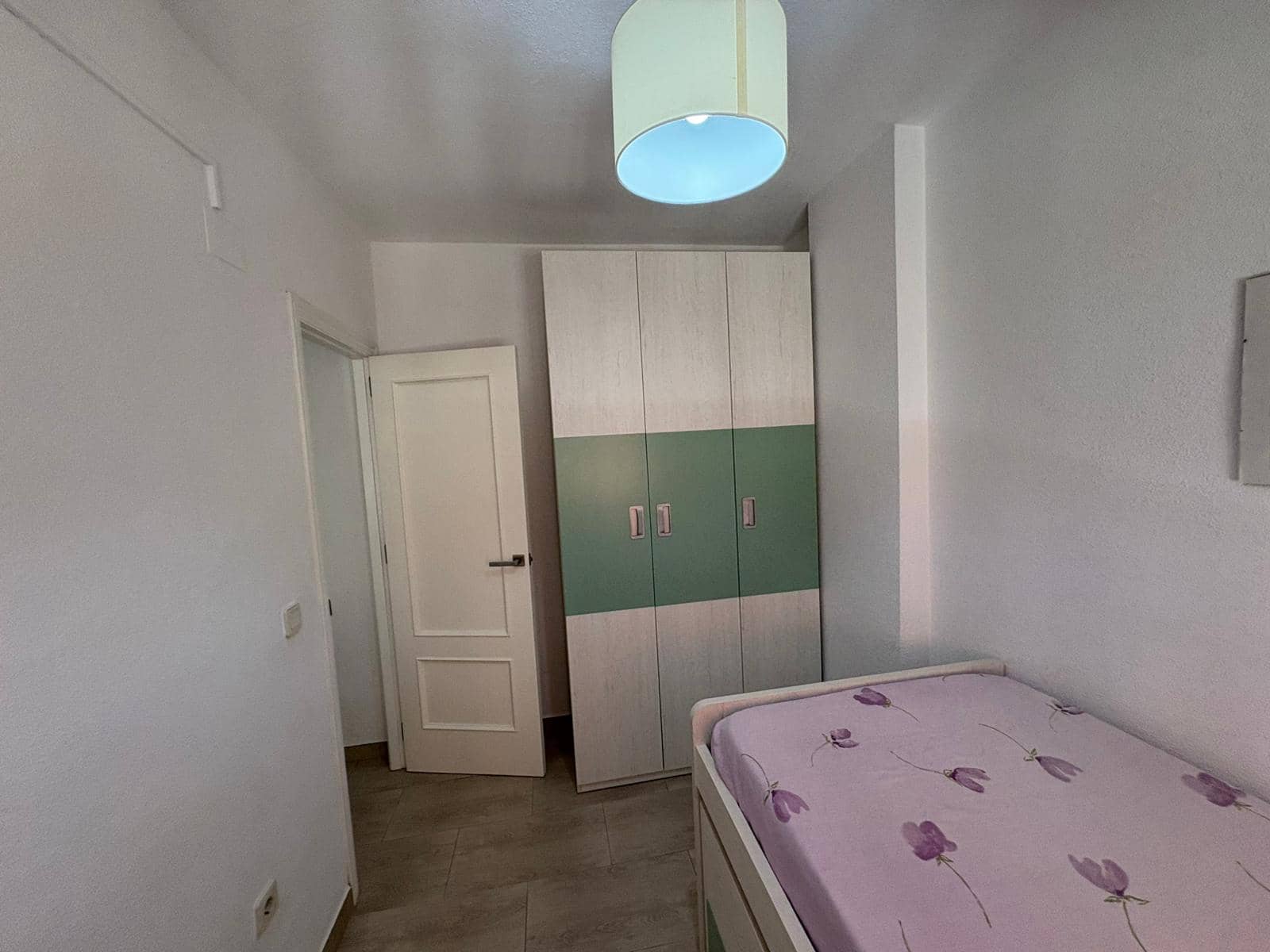 Appartement de 2 chambres à louer à Guardamar del Segura avec piscine - 750 € (Ref: 9128806)