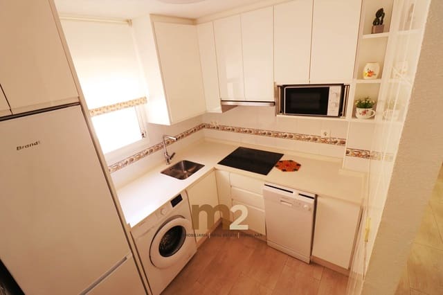 2 slaapkamer Appartement te huur in Las Viñas, Guardamar del Segura met zwembad - € 750 (Ref: 9128806)