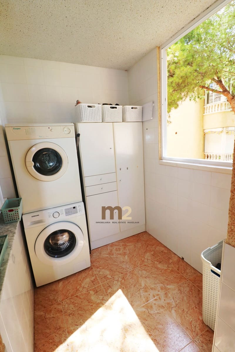 2 soveværelse Lejlighed til leje i Guardamar del Segura med swimmingpool - € 750 (Ref: 9200088)