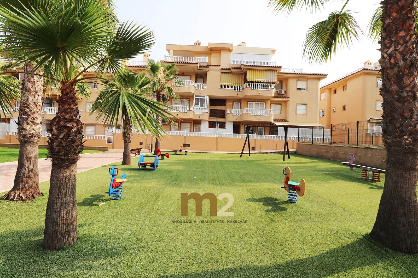 2 soveværelse Lejlighed til leje i Guardamar del Segura med swimmingpool - € 750 (Ref: 9200088)