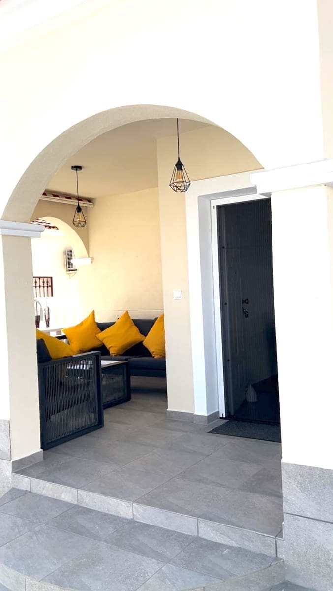 2 quarto Bungalow para venda em Algorfa com piscina garagem - 225 000 € (Ref: 9343619)