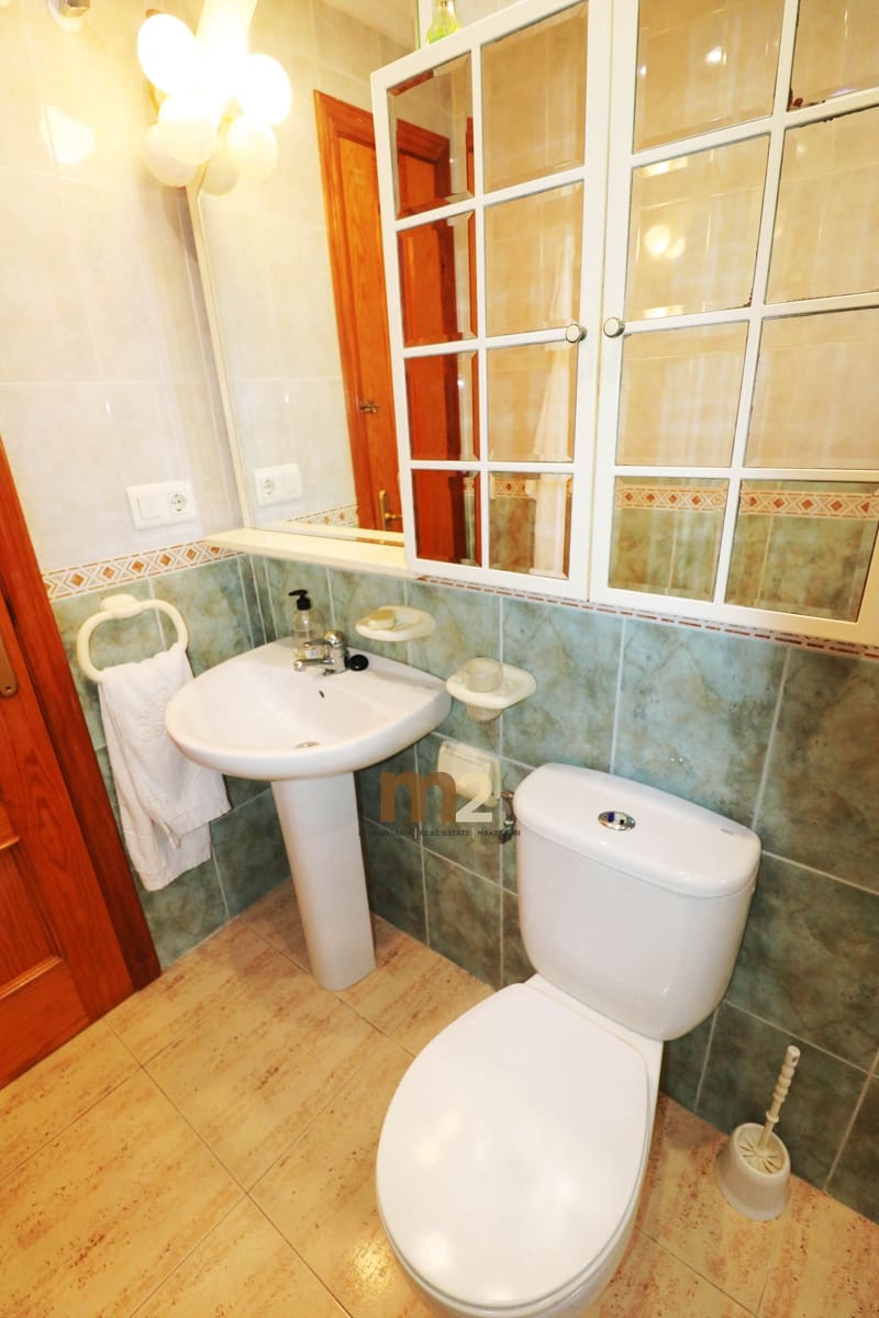 3 sovrum Strandlägenhet till salu i Guardamar del Segura med garage - 179 900 € (Ref: 9360583)