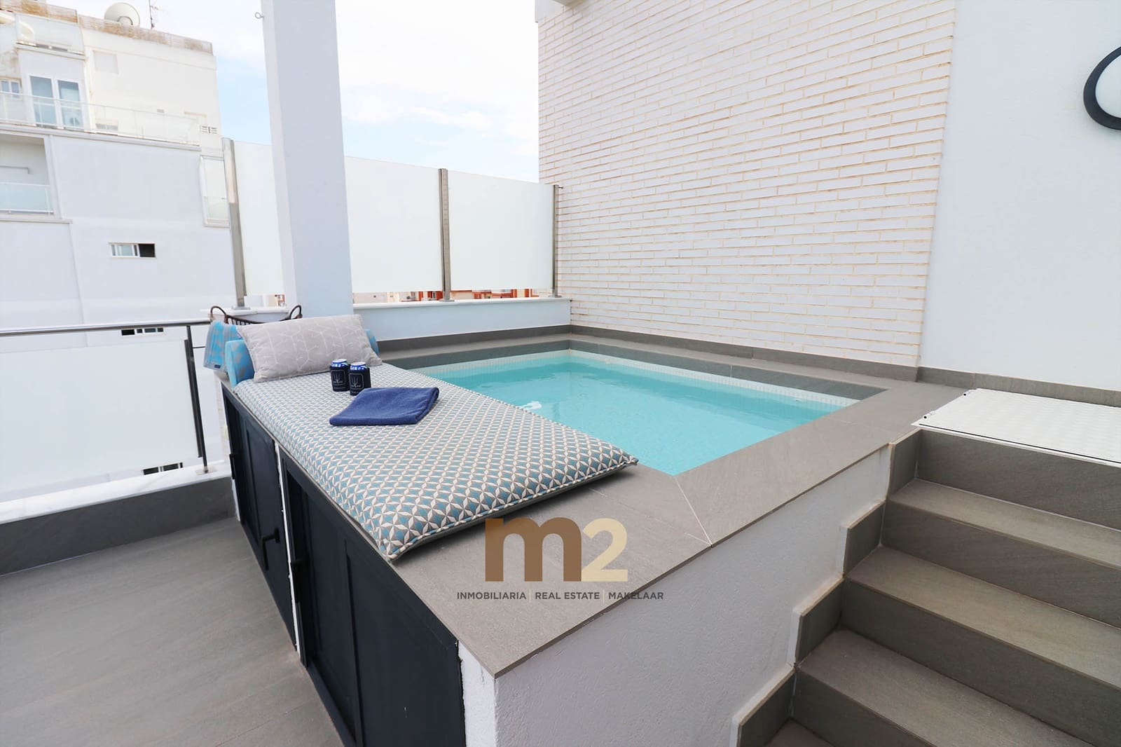 3 bedroom Penthouse for sale in Guardamar del Segura with pool garage - € 580,000 (Ref: 9403638)