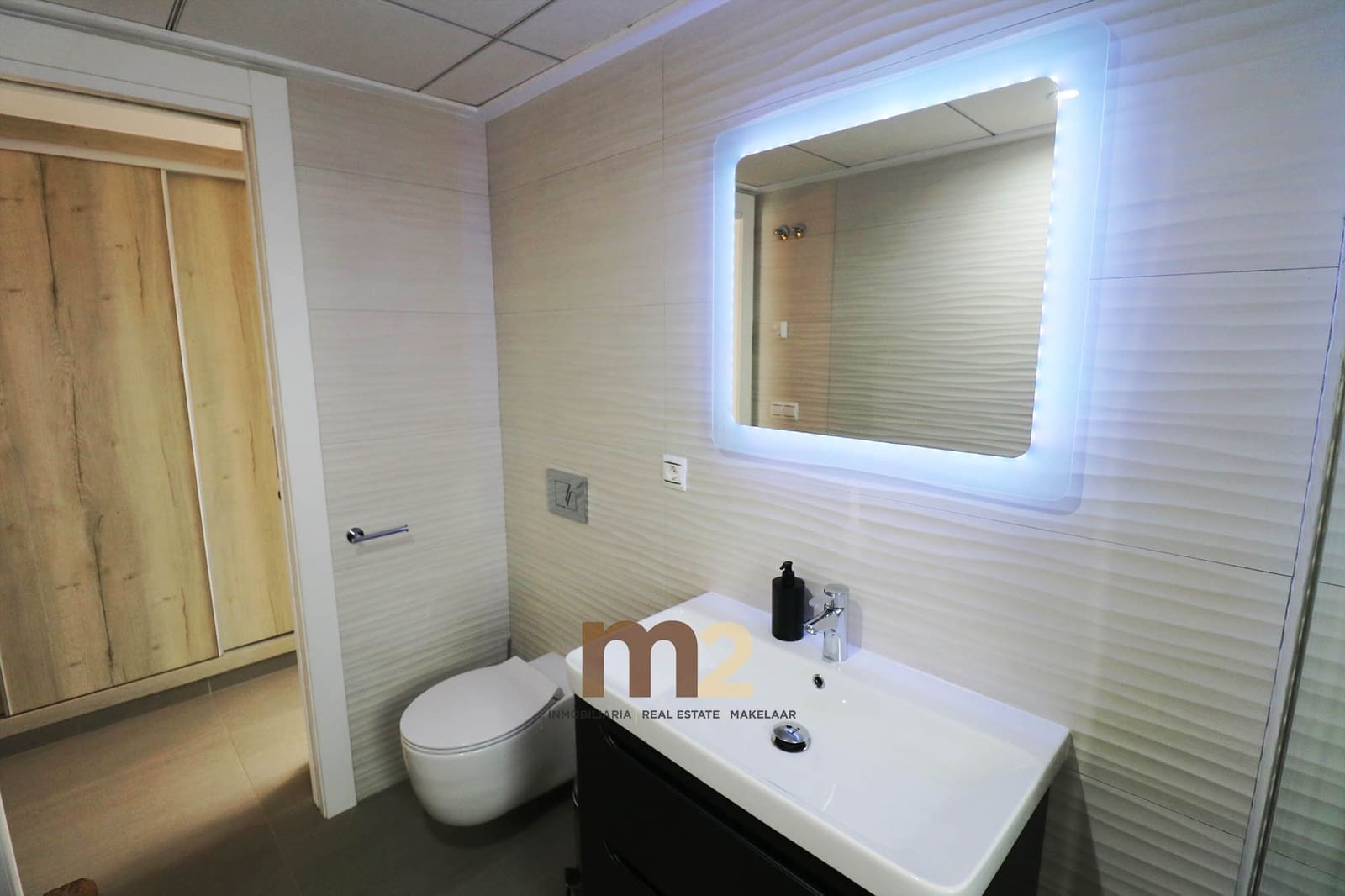 3 bedroom Penthouse for sale in Guardamar del Segura with pool garage - € 580,000 (Ref: 9403638)