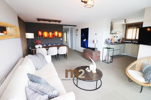 3 bedroom Penthouse for sale in Guardamar del Segura with pool garage - € 580,000 (Ref: 9403638)