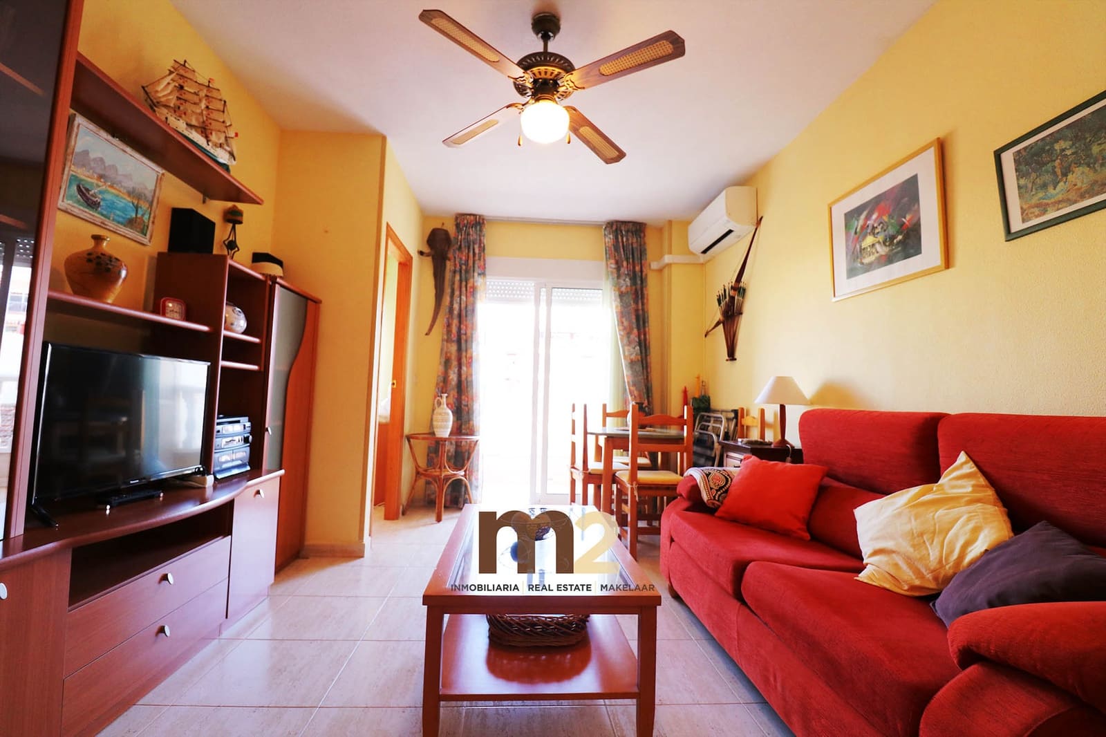 Apartamento de 2 habitaciones en Guardamar del Segura en venta con piscina - 137.000 € (Ref: 9403715)