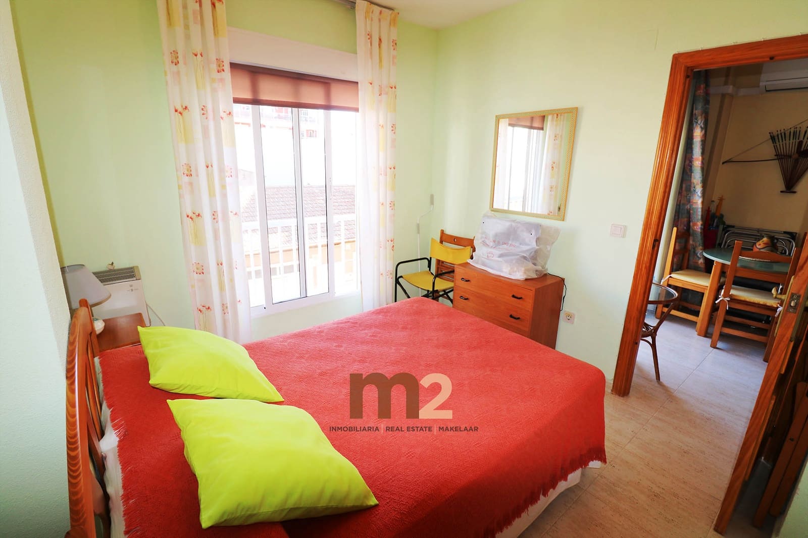 Apartamento de 2 habitaciones en Guardamar del Segura en venta con piscina - 137.000 € (Ref: 9403715)