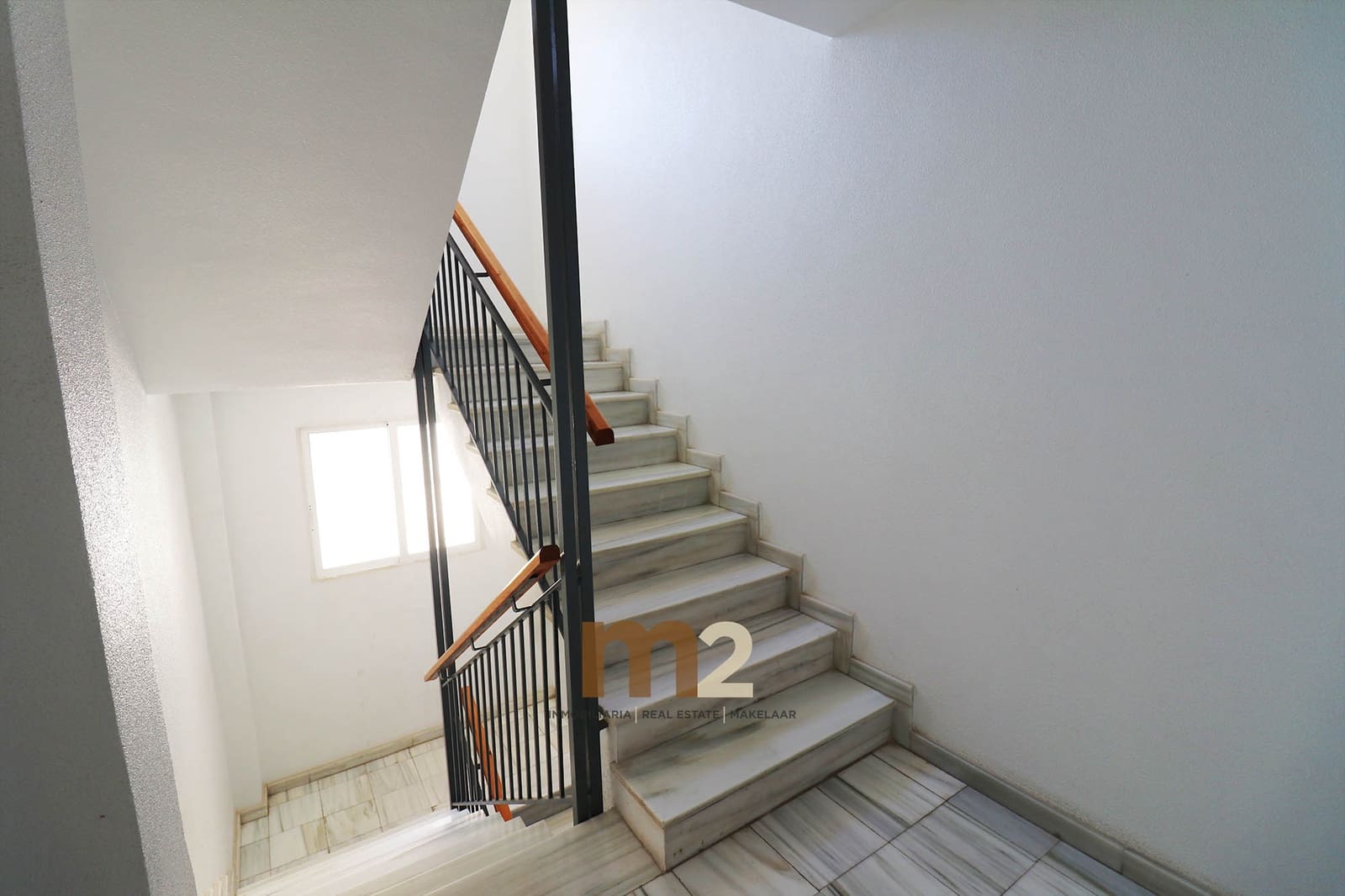 Apartamento de 2 habitaciones en Guardamar del Segura en venta con piscina - 137.000 € (Ref: 9403715)