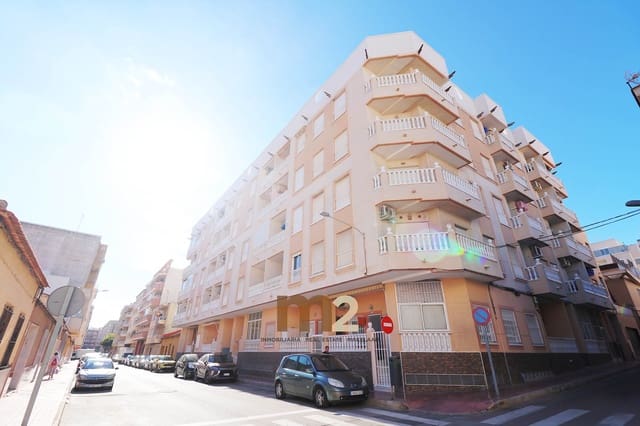 2 slaapkamer Appartement te koop in Zona Pueblo, Guardamar del Segura met zwembad - € 137.900 (Ref: 9403715)