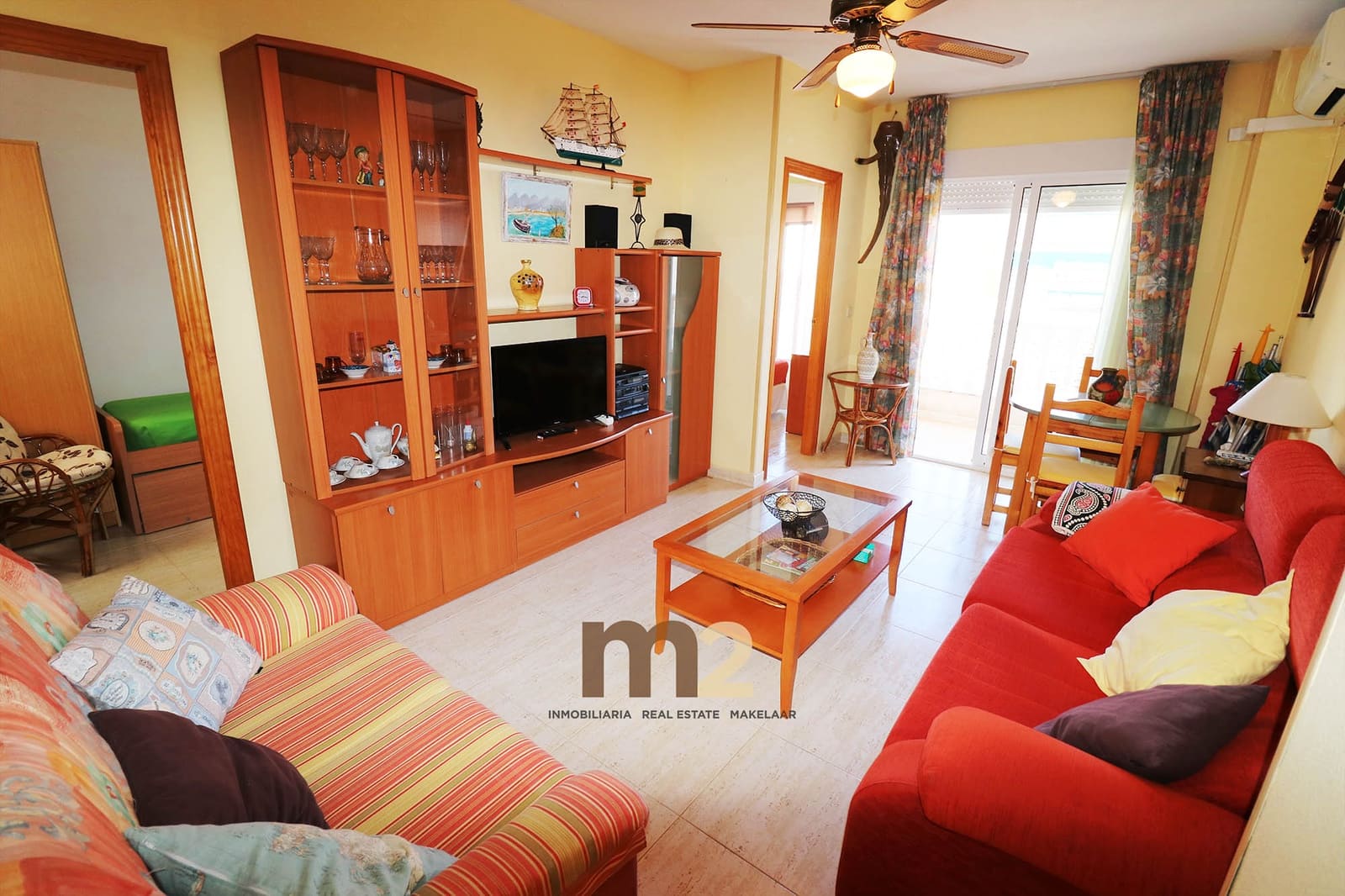 Apartamento de 2 habitaciones en Guardamar del Segura en venta con piscina - 137.000 € (Ref: 9403715)