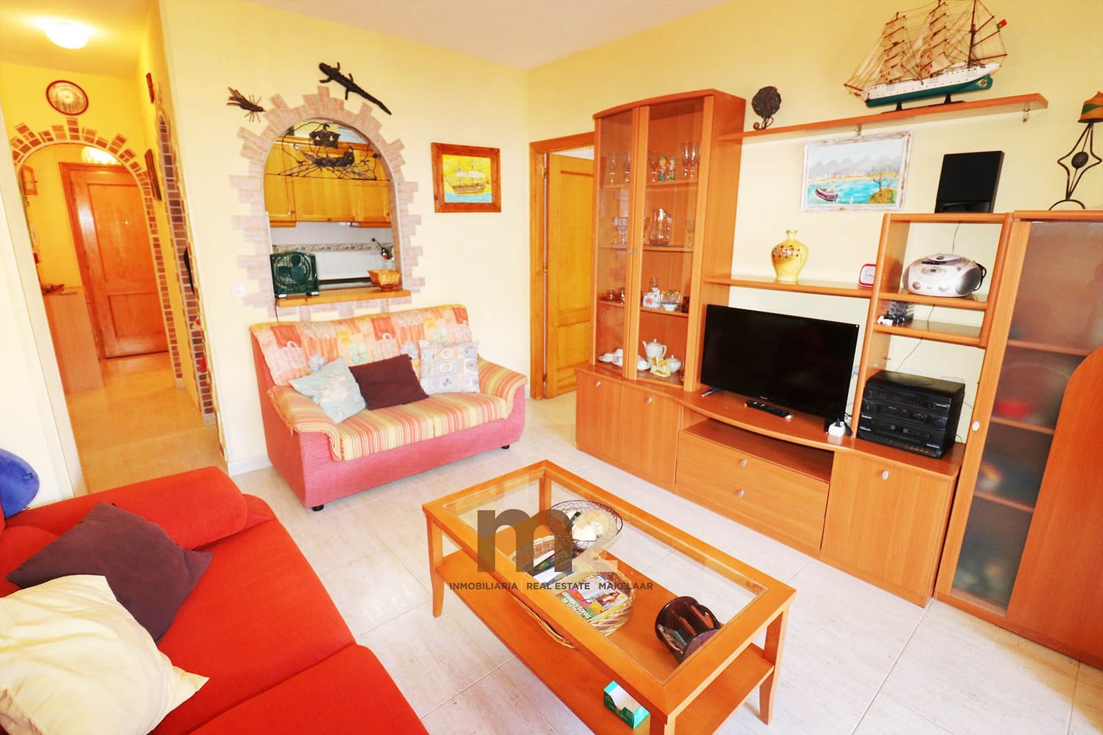 Apartamento de 2 habitaciones en Guardamar del Segura en venta con piscina - 137.000 € (Ref: 9403715)