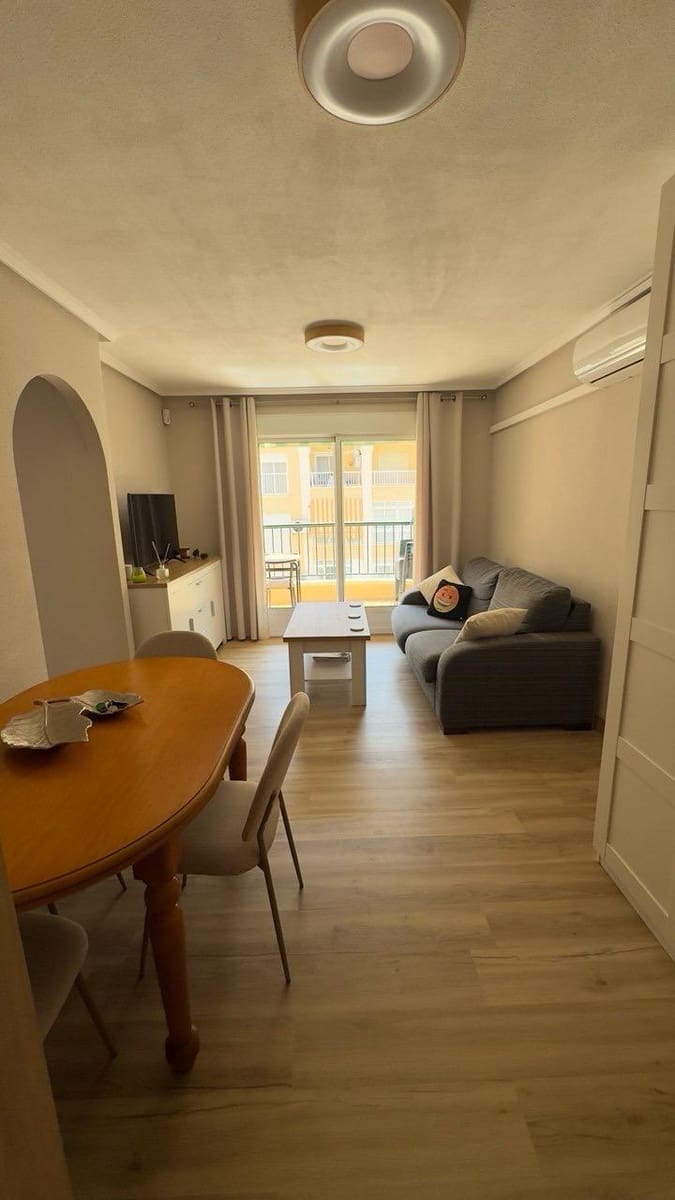 2 makuuhuone Huoneisto vuokrattavana paikassa Guardamar del Segura mukana uima-altaan - 900 € (Ref: 9409856)