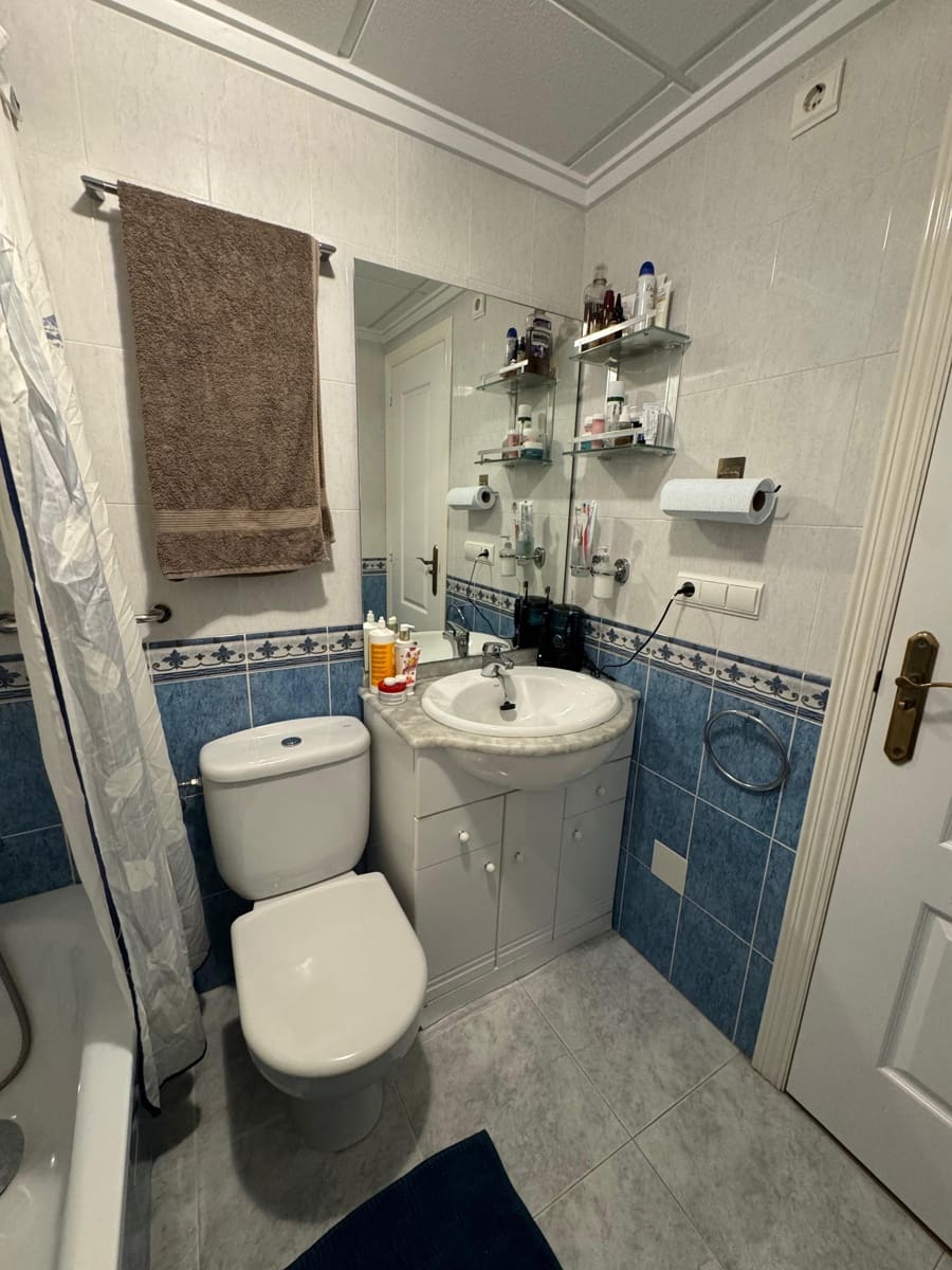 2 makuuhuone Huoneisto vuokrattavana paikassa Guardamar del Segura mukana uima-altaan - 900 € (Ref: 9409856)