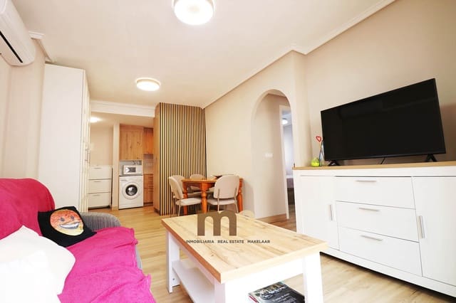 Apartamento de 2 habitaciones en Zona Pueblo, Guardamar del Segura en alquiler con piscina - 850 € (Ref: 9409856)