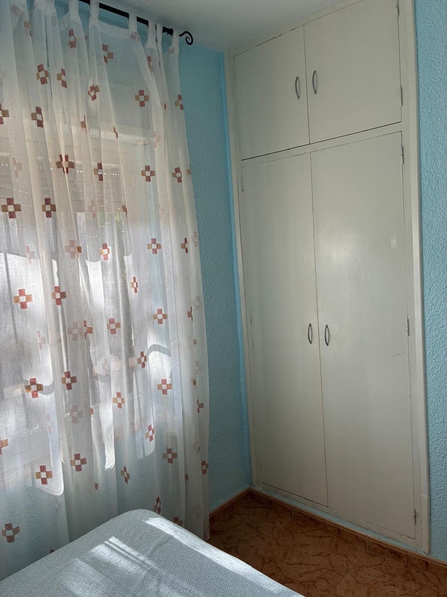 4 quarto Moradia para venda em Torrevieja com piscina - 375 000 € (Ref: 9453616)