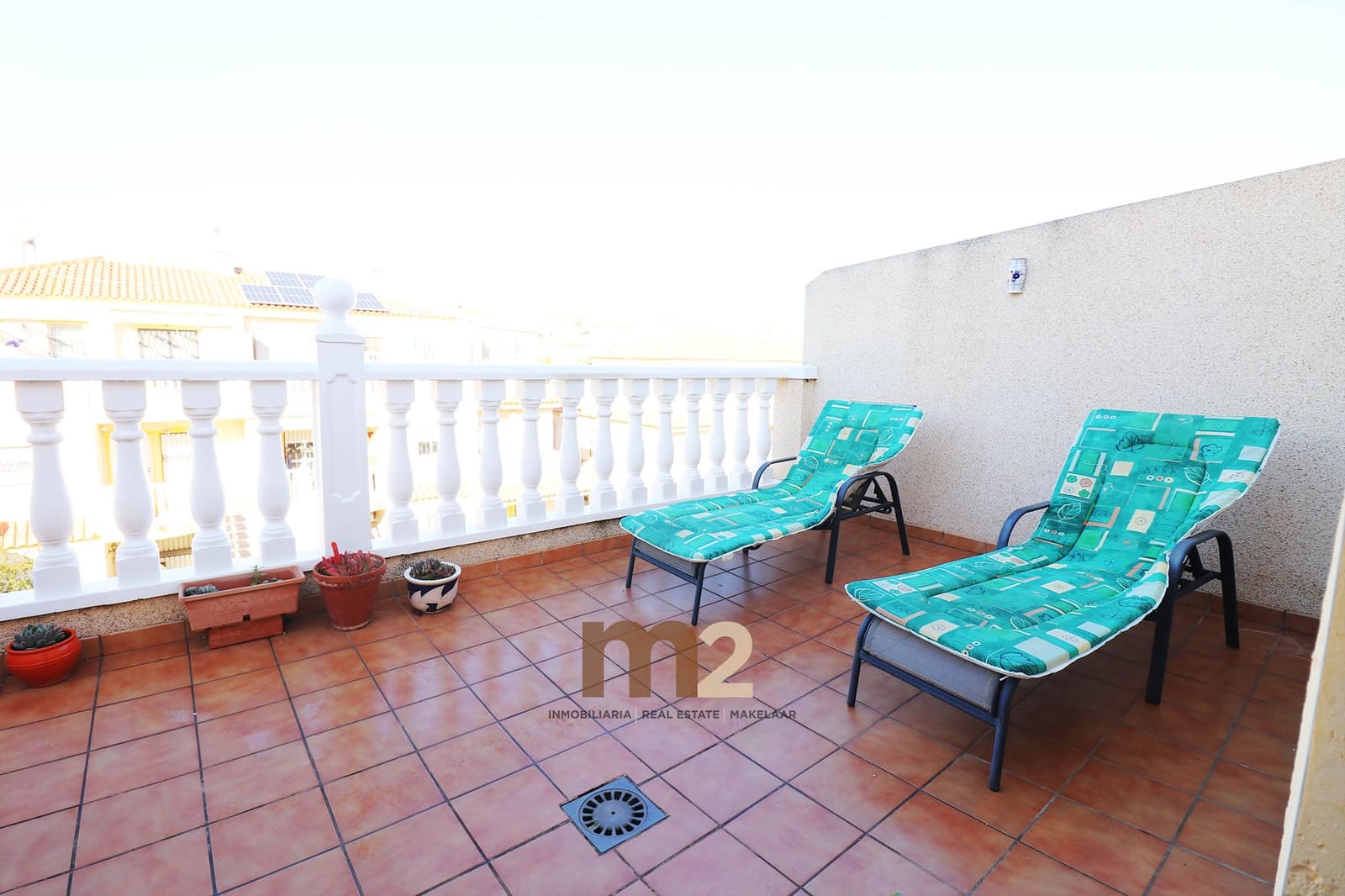 Bungalow de 3 habitaciones en Guardamar del Segura en venta con piscina garaje - 189.900 € (Ref: 9516310)